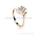 OUXI Metal dice ring gold with Austrian Crystal